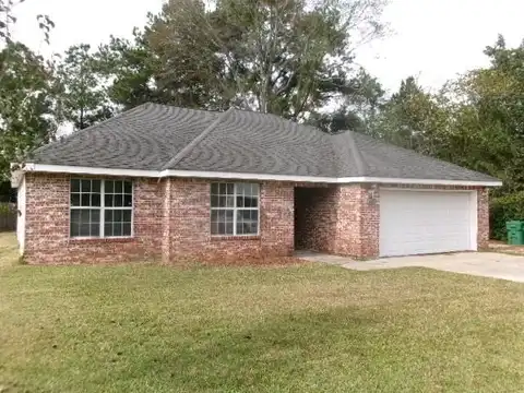 2608 Rogers St., Picayune, MS 39466