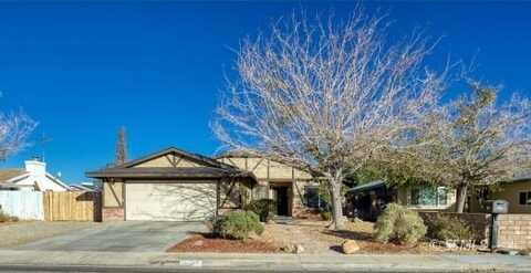 628 S Silver Ridge ST, Ridgecrest, CA 93555