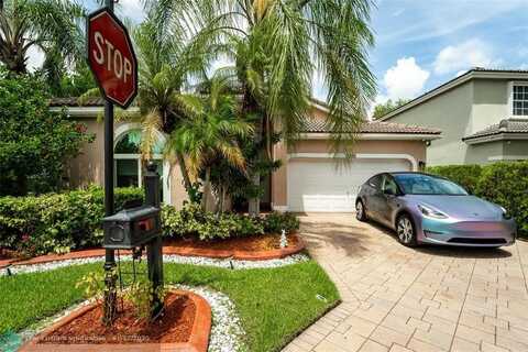 1104 NW 116th Ave, Coral Springs, FL 33071