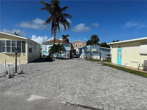 557 Nettles Boulevard, Jensen Beach, FL 34957