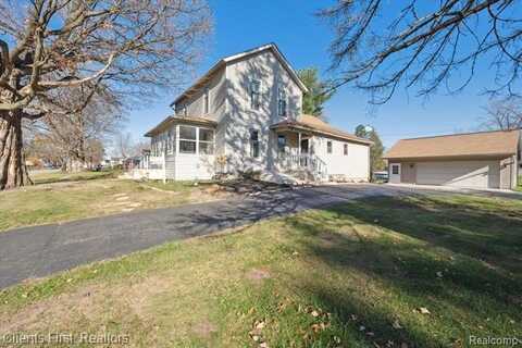 935 HADDEN Avenue, Howell, MI 48843