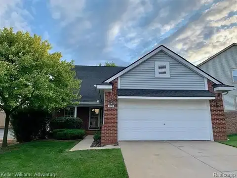 30795 GOLDEN Ridge, Novi, MI 48377