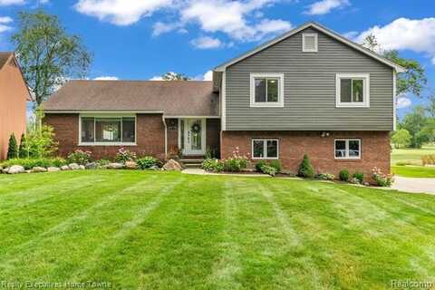 2625 FAIRWAY Lane, Fort Gratiot, MI 48059