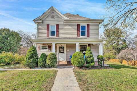 513 5th ST, Vinton, VA 24179