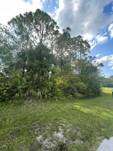 3393 NW 38th Avenue, Okeechobee, FL 34972