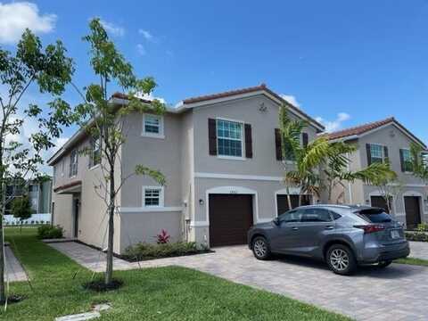 6782 Broadwater Lane, Lake Worth, FL 33467