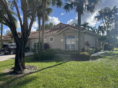 6208 Key Largo Lane, Boynton Beach, FL 33472