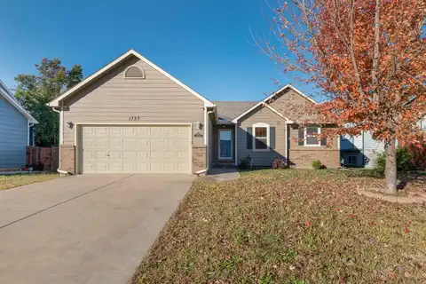 1727 S Stoneybrook St, Wichita, KS 67207