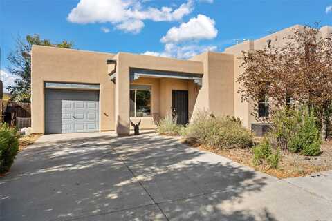 4812 Solecito Circle, Santa Fe, NM 87507