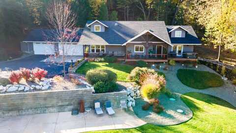 286 Rockinghorse Drive, Grants Pass, OR 97527