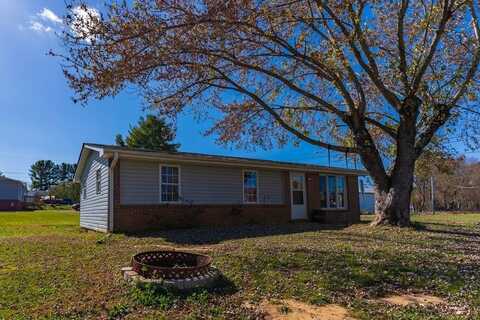 14 Pickett Drive, Austinville, VA 24312