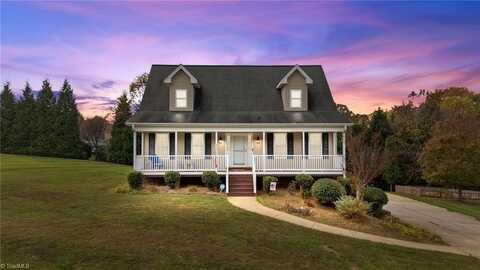 109 Long Pond Court, King, NC 27021