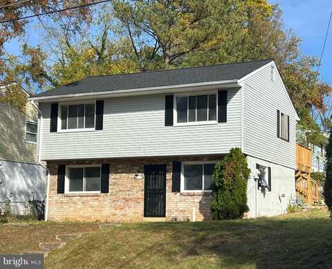 301 GOLDLEAF AVENUE, CAPITOL HEIGHTS, MD 20743