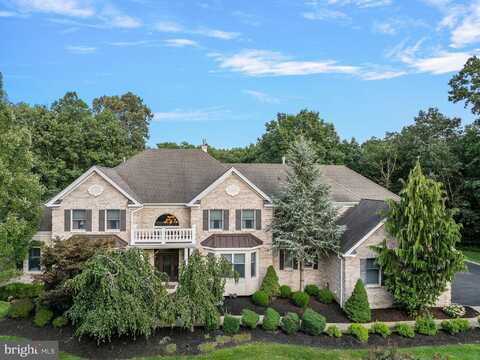 81 PARTNERS LANE, FREEHOLD, NJ 07728