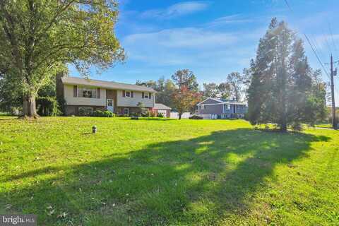 740 FOREST DRIVE, ABBOTTSTOWN, PA 17301