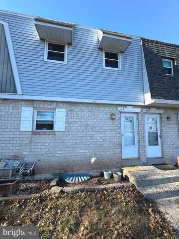 208 VILLAGE LANE, POTTSTOWN, PA 19464