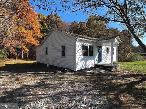 928 SPRING RD, BREMO BLUFF, VA 23022