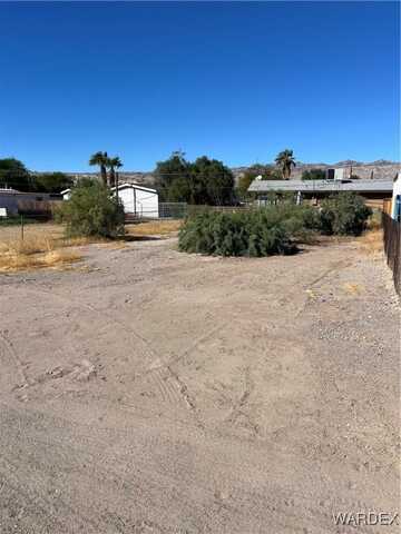 1995 E Riverbend Circle, Bullhead City, AZ 86442