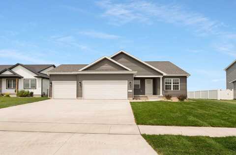 2715 Autumn Woods Drive, Cedar Falls, IA 50613