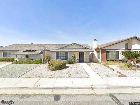 Lynae, HEMET, CA 92545