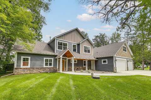 Lakelawn, LINDSTROM, MN 55045