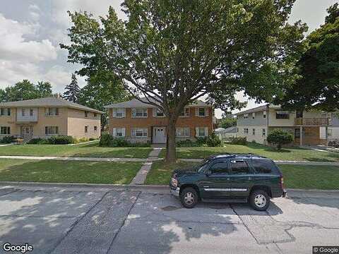 84Th, MILWAUKEE, WI 53227