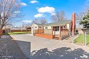 9Th, YAKIMA, WA 98902