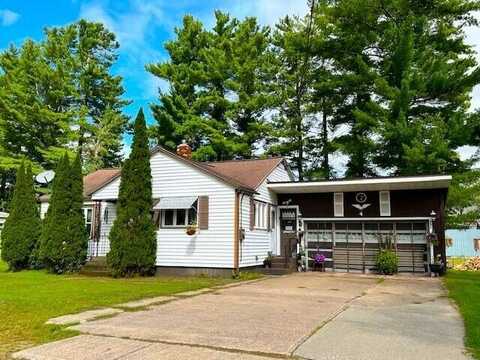 4 Palmer Ave Avenue, Tupper Lake, NY 12986