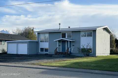 4312 E 6th Avenue, Anchorage, AK 99508