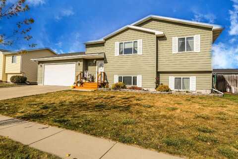 1420 Plum Lane, Aberdeen, SD 57401