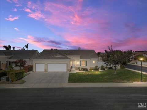 13612 Calico Village Drive, Bakersfield, CA 93306