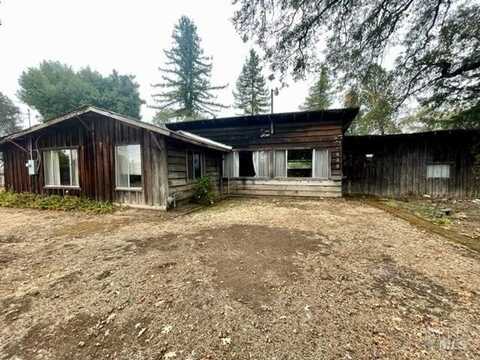 630 E School Way, Redwood Valley, CA 95470