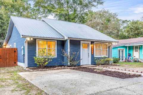 816 E 24th Avenue, Gulf Shores, AL 36542