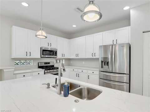 1920 Tarpon Bay, NAPLES, FL 34119