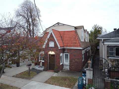 118 Winham Avenue, Staten Island, NY 10306