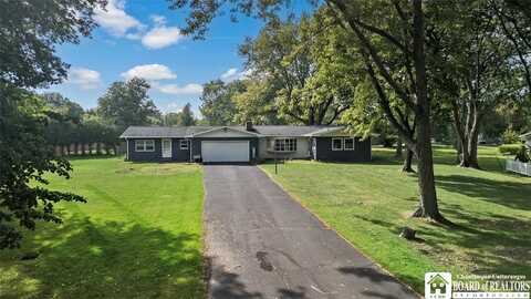 26 Middlesex Drive, Pomfret, NY 14063