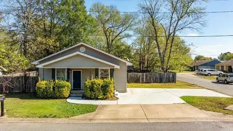 220 S Baridon Street, Conway, AR 72034