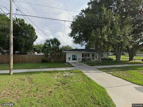 70Th, SAINT PETERSBURG, FL 33702