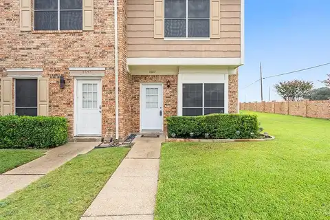 14Th St, Plano, TX 75074