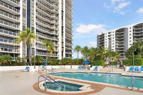 Yacht Club Dr, Aventura, FL 33180