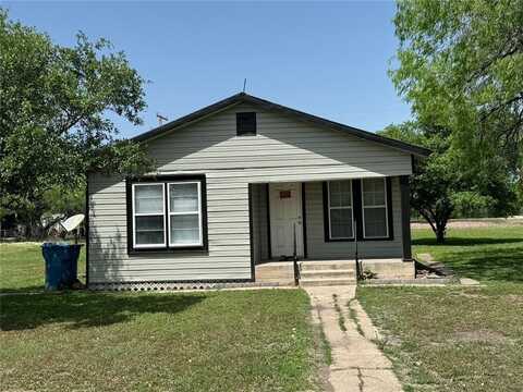 104 Crockett, George West, TX 78022