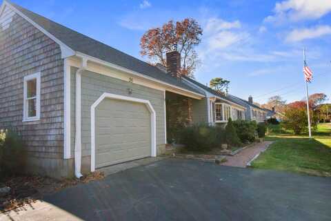 35 Cyprus Road, South Dennis, MA 02660