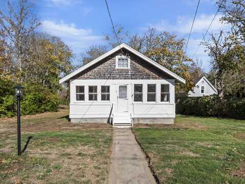 8 Rock Harbor Road, Orleans, MA 02653