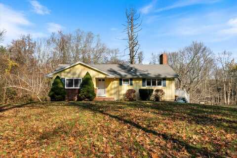 30 Auburn Road, Millbury, MA 01527