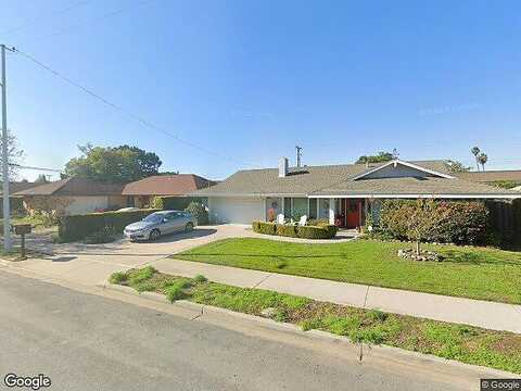 Moreton Bay Ln, Goleta, CA 93117