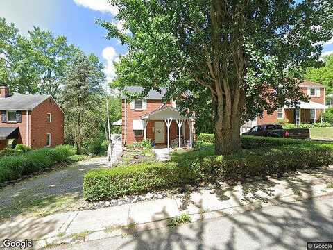 Seaton St, Brookline, PA 15226