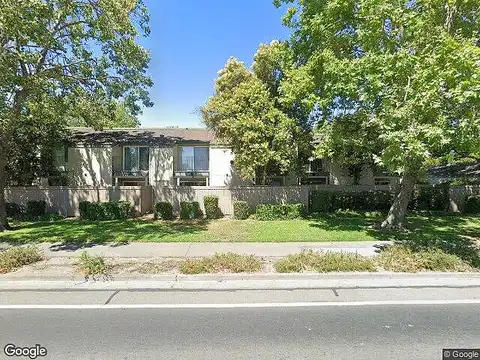 Glenbrook Dr, Santa Rosa, CA 95401