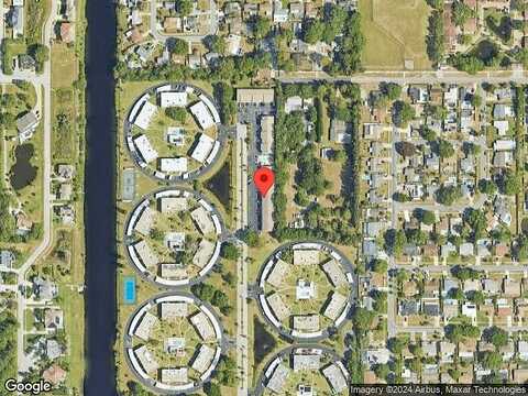 Garden Dr, Seminole, FL 33777