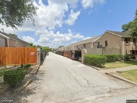 Belle Park Dr, Houston, TX 77072