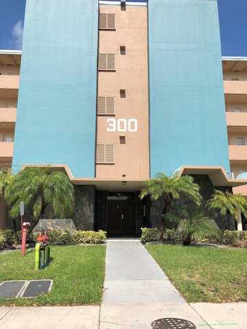 Ne 14Th Ave #207, Hallandale Beach, FL 33009